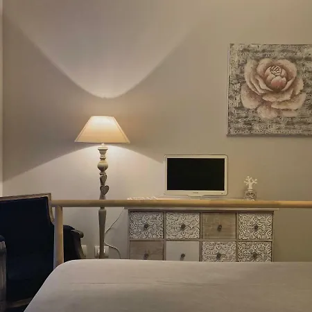 Casa Vittoria Suites * Parma