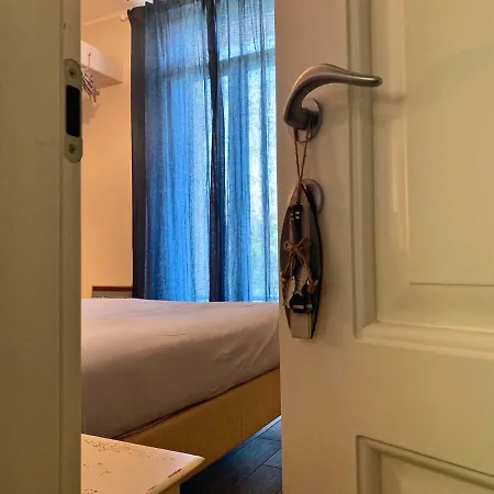 Casa Vittoria Suites 公寓 *